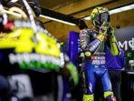 valentino-rossi-berpisah-dengan-tim-pabrikan-yamaharetetrter.jpg