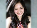 vinessa-inez-jadi-janda-di-usia-muda.jpg