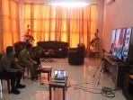 wabup-bolmong-telekonferensi-dengan-gubernur-olly.jpg