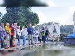 wagub-steven-kandouw-saat-dirinya-menjajal-wisata-danau-mooat-sabtu-822020.jpg