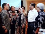 wali-kota-bitung-maximiliaan-lomban_20180807_235313.jpg