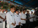 wali-kota-dan-wakilnya-melayat-bersama-ke-rumah-keluarga-ini-yang-sedang-berduka.jpg