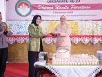 wali-kota-kotamobagu-tatong-bara-hadiri-peringatan-hari-ibu-dan-hut-dharma-wanita-persatuan.jpg