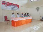 yasti-soeprejo-mokoagow-hari-ini-rabu-17062020-mulai-berkantor-di-desa.jpg