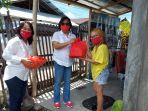 yulin-langelo-satu-di-antara-pelaku-usaha-salon-di-bitung-nampak-gembira.jpg