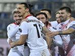 zlatan-ibrahimovic-melakukan-selebrasi-setelah-mencetak-gol-keduanya.jpg