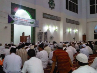 Tabligh_Akbar_di_Masjid_Ahmad_Yani1.jpg
