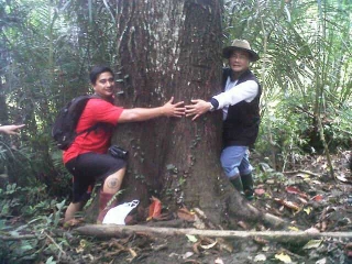 Warga Desa Tangkuney 'Mencetak' Mata Air - IMG00250-20120821-1527.jpg