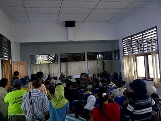 Empat Kelompok Unjuk Rasa di DPRD Bolmong
