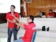 201200717_christian_wayongkere_instruktur_dari_SDCI_sedang_memperagakan_bagaimana_memegang_setir_mobil_yang_baik_(1).JPG<pf>20120717_christian_wayongkere_Safety_Defensive_Driving_Training_(1).jpg<pf>20120717_christian_wayongkere_Safety_Defensive_Driving_Training.jpg