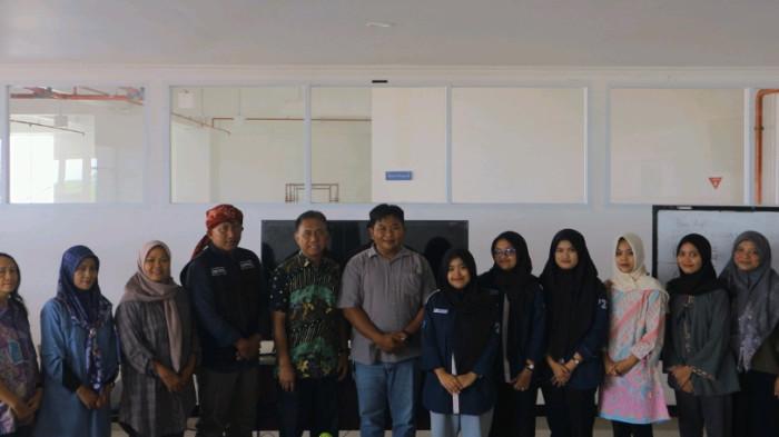 Bahasa isyarat guna wujudkan pariwisata inklusif untuk usaha perjalanan wisata Call Me Travel (CMT).