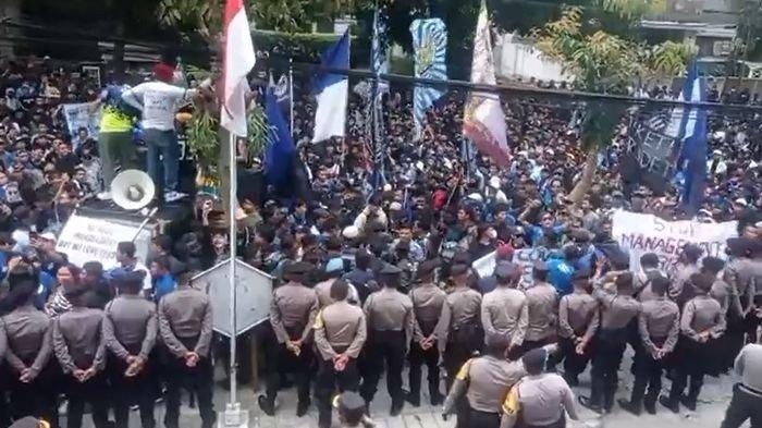 Kritik Sistem Tiket, Bobotoh Ngamuk Minta Segera Ditemui Bos Persib Bandung Jelang Lawan Persija
