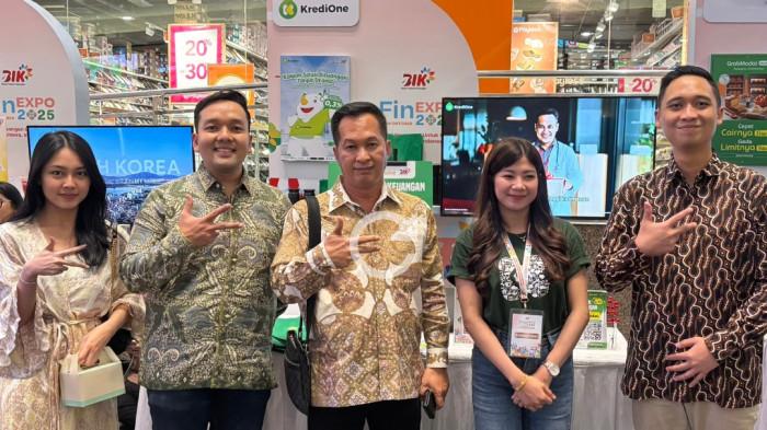 Ikuti FinEXPO 2025 Surabaya, KrediOne Dukung Peningkatan Literasi dan Inklusi Keuangan di Jawa Timur