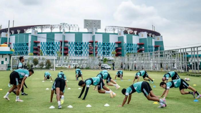 Laga Penuh Gengsi Lawan Arema FC, Pelatih Persebaya Janji Berjuang Raih Kemenangan