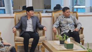 Bupati-Trenggalek-dan-dekan-FT-UGM.jpg