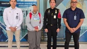 Deportasi-WNA-Malaysia-oleh-Imigrasi-Blitar.jpg