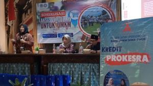 Erma-Susanti-anggota-DPRD-Jawa-Timur-menjelaskan-Program-Kr.jpg