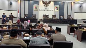 PARIPURNA-DPRD-Kab-Blitar-tanpa-AC.jpg