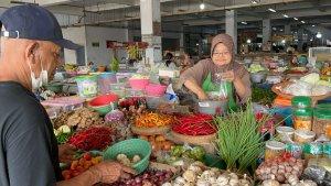 Pedagang-Cabai-Pasar-Setono.jpg