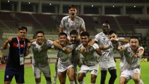 Pemain-Madura-United-melalukan-selebrasi-s.jpg