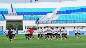 Pemain-Persela-Latihan-jelang-Hadapi-persipura.jpg