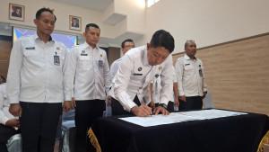 Penandatanganan-Lapas-Kediri.jpg