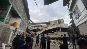 Ponpes-Ambruk-di-sidoarjo.jpg