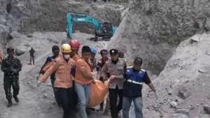 Tragedi-longsor-Tambang-Galian-C-di-Dusun-Kletak-Desa-Trosono-Kecamatan-Parang.jpg