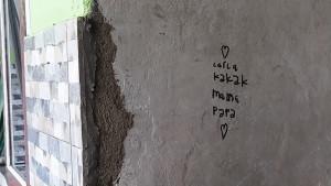 Tulisan-tangan-DCNA-korban-kekerasan-kalibaru-banyuwangi.jpg
