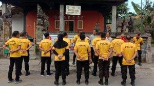 kerja-bakti-bersihkan-pura-di-kediri.jpg