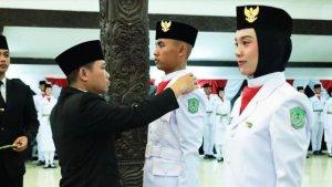 pengukuhan-paskibraka-lumajang.jpg