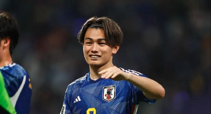 Ayase-Ueda-Pemain-Timnas-Jepang.jpg