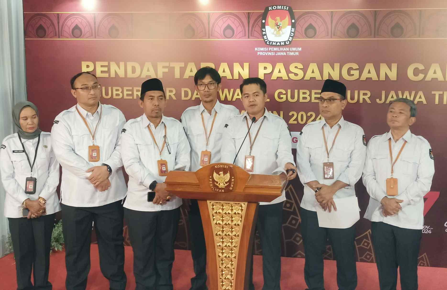 Pilgub Jatim 2024:  Dokumen Persyaratan Tiga Bapaslon Dinyatakan Memenuhi Syarat