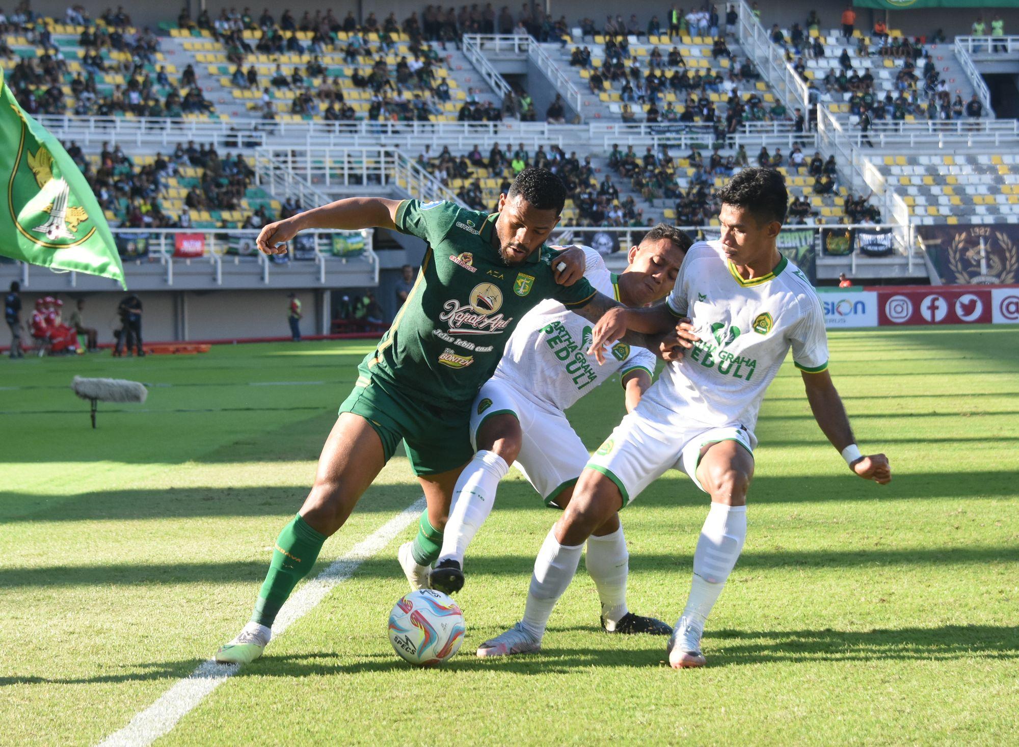 Live TV Siaran Indosiar! Jadwal Liga 1 Persebaya vs Persita Jam 15.00 WIB di Gelora Bung Tomo