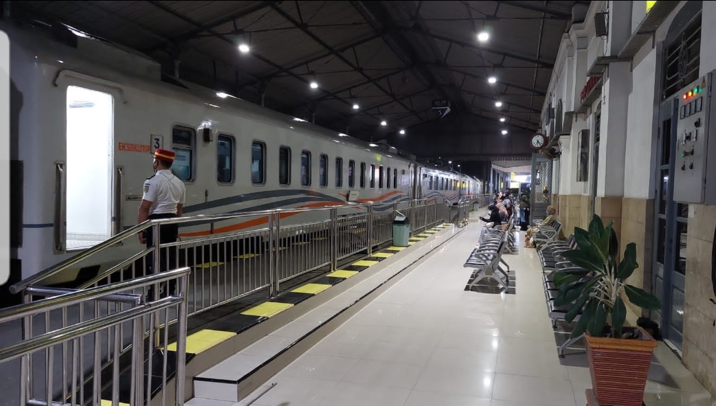 Jumlah-penumpang-di-PT-KAI-daop-7-Madiun-selama-nataru.jpg