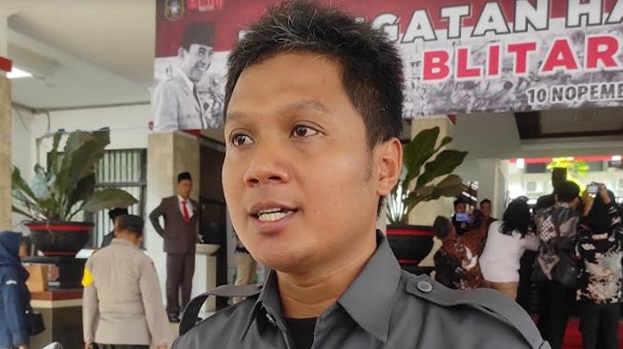 Ketua-Bawaslu-Kota-Blitar-Roma-Hudi-Fitrianto.jpg