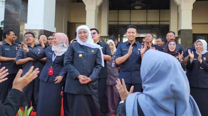 Khofifah-kembali-mencalonkan-diri-di-pilgub-jatim-bareng-emil-dardak.jpg
