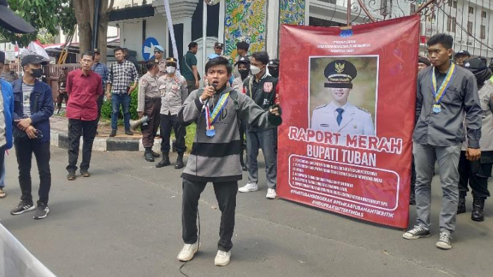 PMII-demo-bupati-tuban.jpg