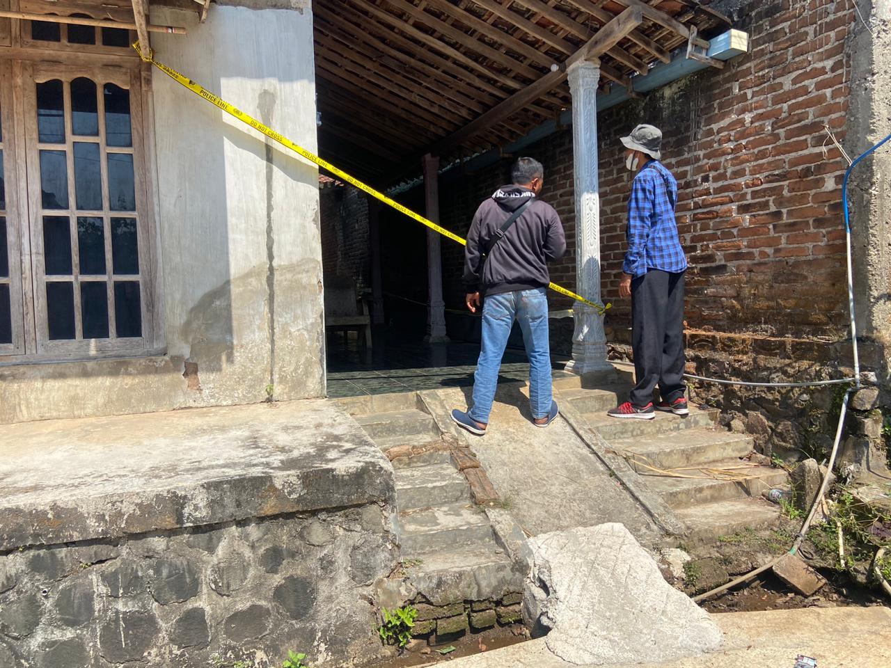 Breaking News: Ada Suara 'Tolong' Rumah Kontrakan di Semanding Ponorogo Diduga Jadi TKP Pembunuhan