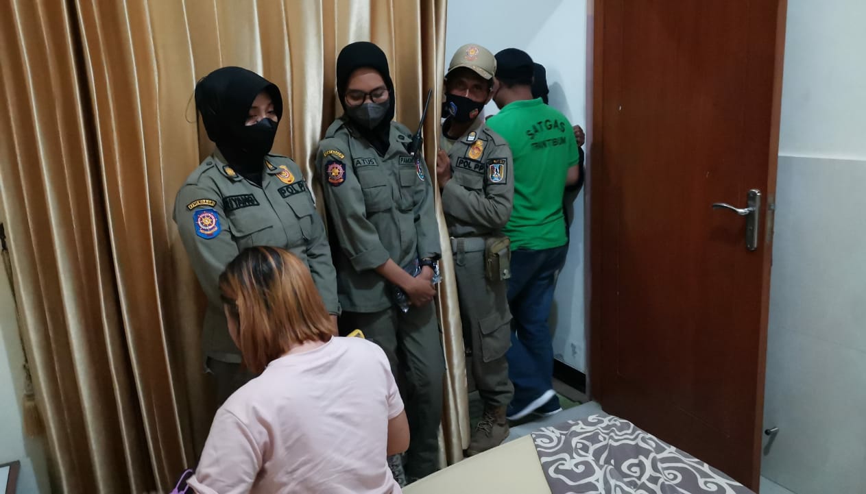 Satpol-PP-Tuban-grebek-pasangan-bukan-suami-istri.jpg