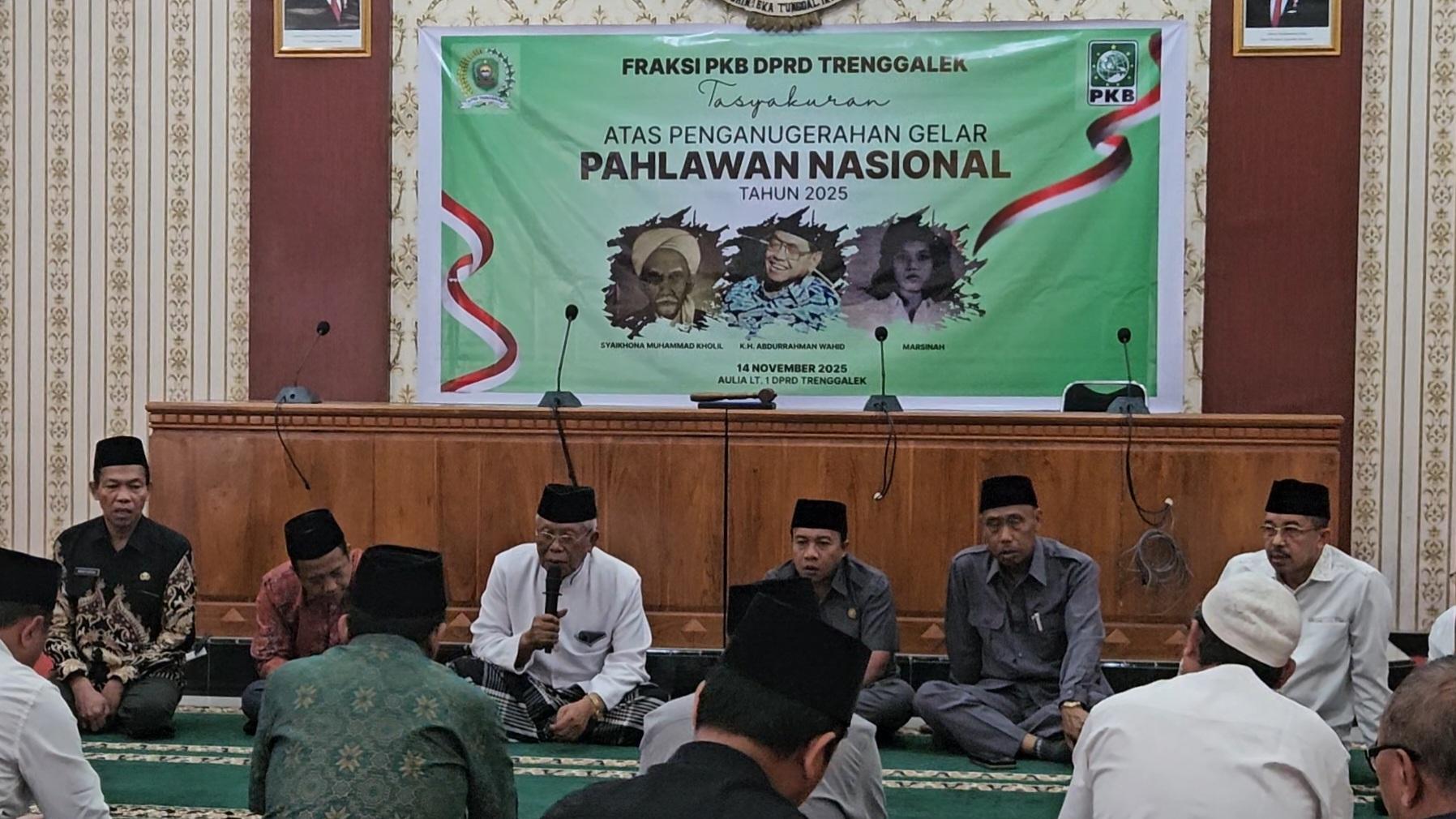 Tasyakuran-penganugerahan-gelar-pahlawan-nasional-kepada-Syaikhona-K.jpg