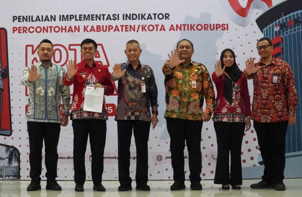Wali-Kota-Blitar-hadiri-acara-indikantor-percontohan-daerah-antikorupsi.jpg