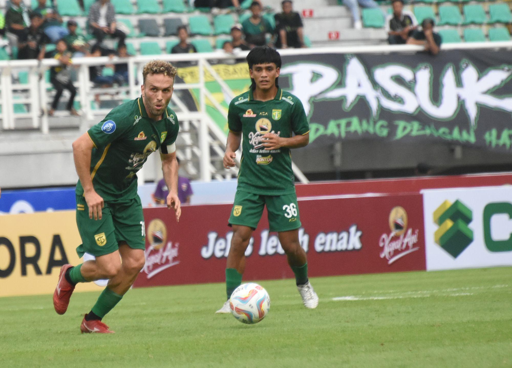 ZE-Valente-Pasang-Badan-Jadwal-Liga-1-Persebaya-Surabaya-vs-RANS.jpg