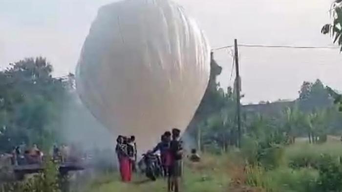 Hampir Diterbangkan, Enam Balon Udara di Kabupaten Jombang Disita Polisi