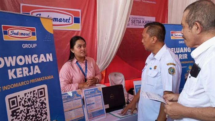 1.500 Lowongan Kerja Ditawarkan Dalam Bursa Kerja Disnakertrans Tulungagung