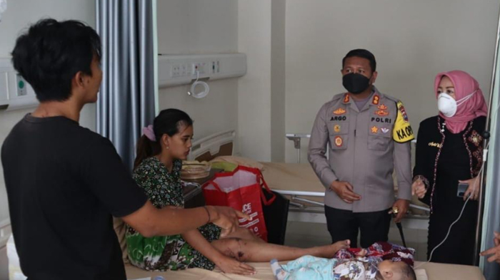 Kesaksian Tetangga yang Selamat Dari Ledakan Hebat yang Merusak Puluhan Rumah di Blitar