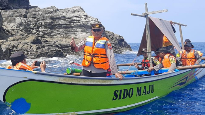 patroli-laut-polres-trenggalek.jpg