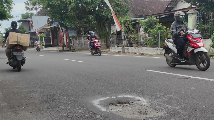 pemkot-blitar-dapat-reward-peningkatan-jalan-dari-kementerian-PUPR.jpg