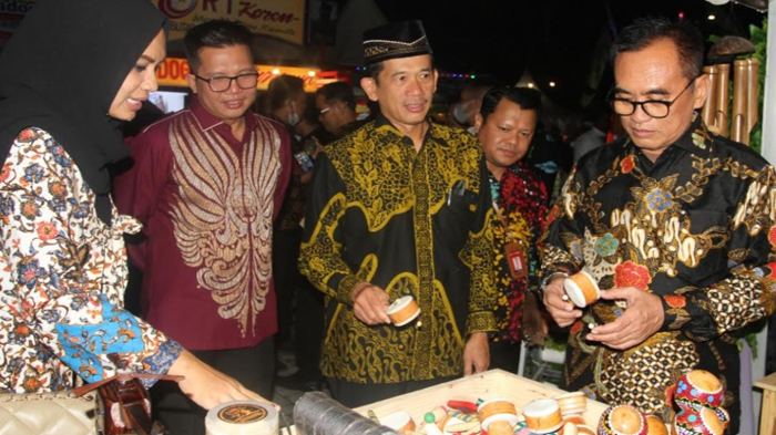 produk-umkm-masuk-toko-modern-blitar-mulai-tahun-depan.jpg