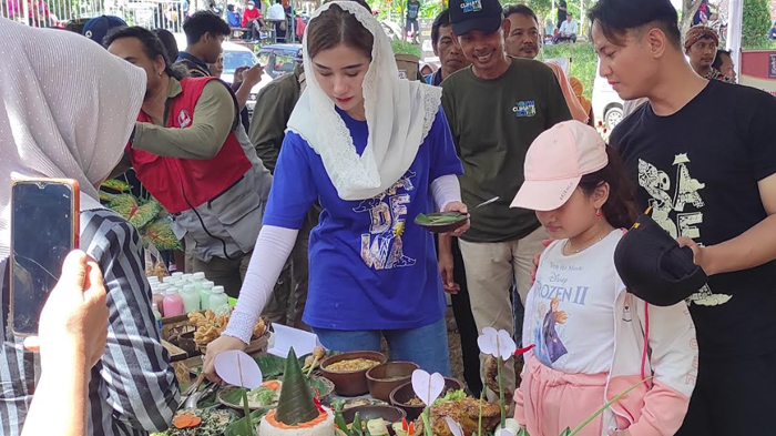 ratusan-kuliner-khas-trenggalek-di-festival-sadewa.jpg